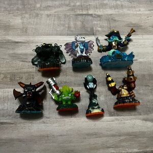 Lot Of 7 Skylanders Figures Mix Characters Adventure Toys Collectibles